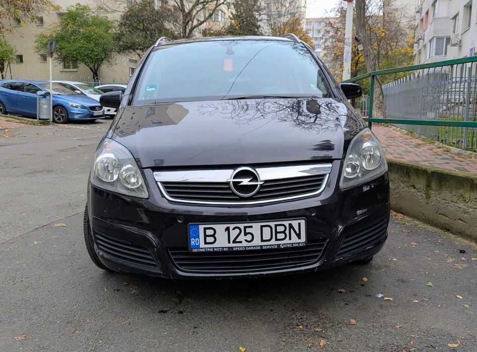 OPEL ZAFIRA B -7 locuri - 1,8 Benzina