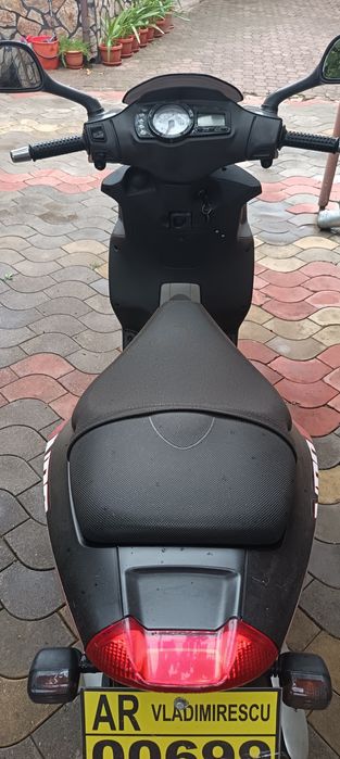 Scuter piaggio nrg 2009