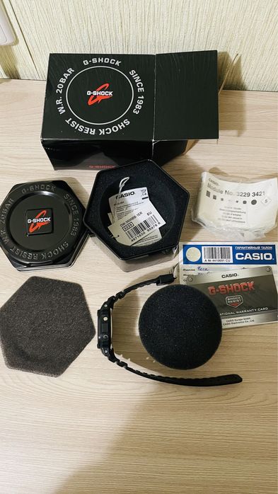 Продам мужские часы CASIO G-Shock DW-5600BB-1ER, оригинал