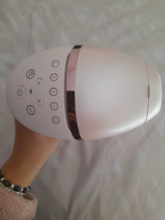 Фотоепилатор Philips Lumea BRI976/00