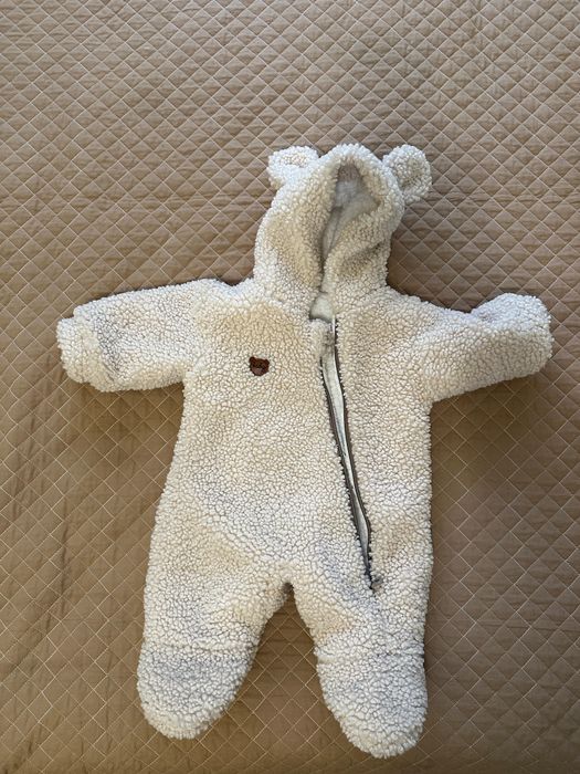 Продам пролам конверт и комбенизон для новорожденных