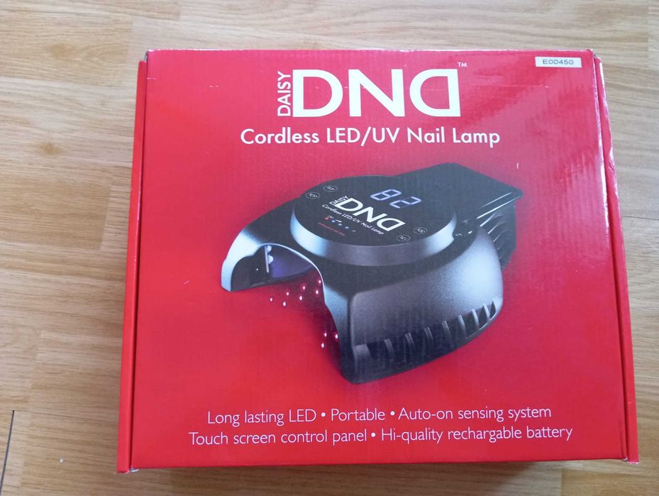 Lampa Unghi - Daisy DND Cordless LED / UV Nail Lamp