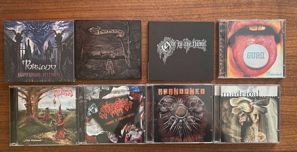 Оригинални метъл дискове CD колекция + подарък (29 диска)