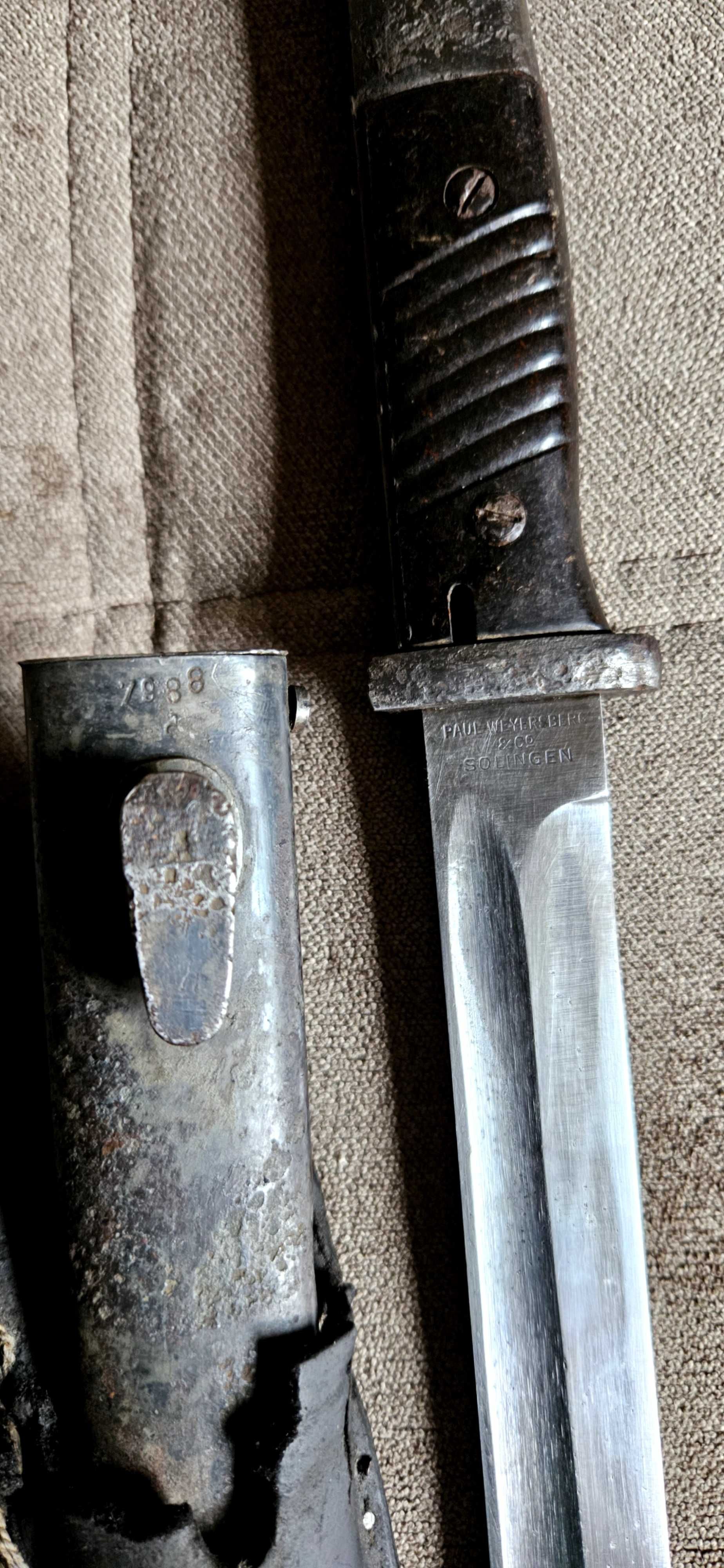 Vând lot baionete ww2.