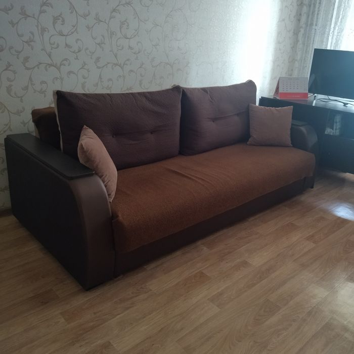 Продам диван в хорошем состоянии