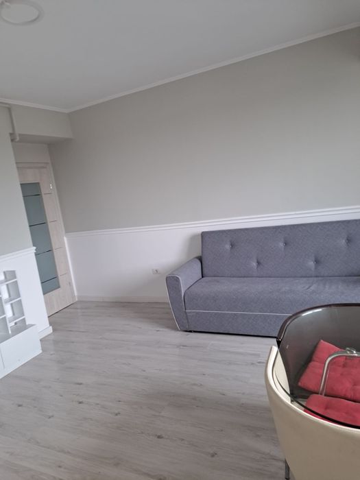 Închiriez sau vand la pretul de 70000 euro ap cu 2 camere in cartierul