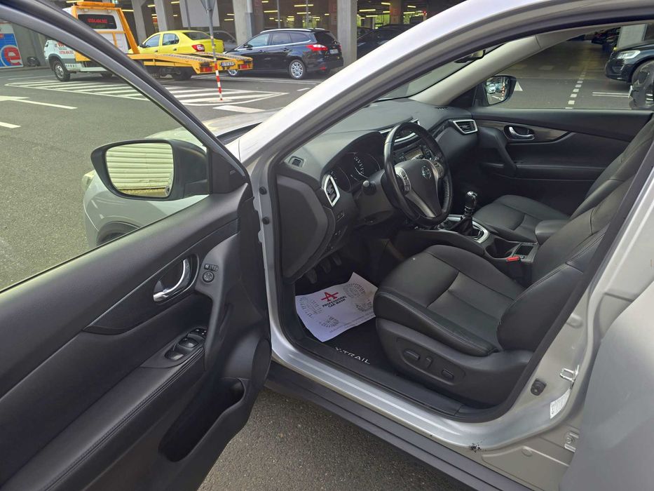 Nissan X-Trail 2016, Full Option-Tekna, Panorama, Camera 360, Carlig