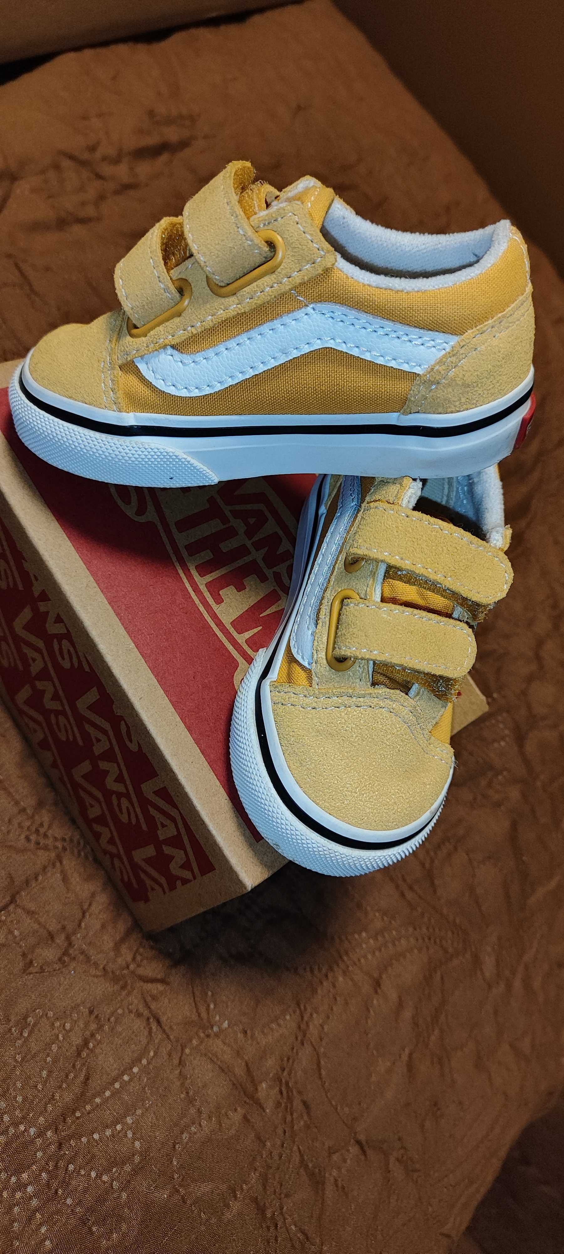 Кецове Vans жълти