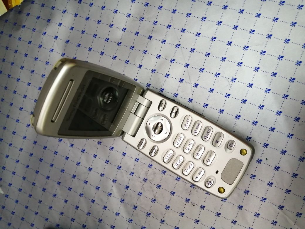 стари   телефони