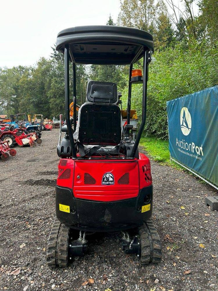 Miniexcavator Beartrac HT18, motor Kubota (si inchiriere)