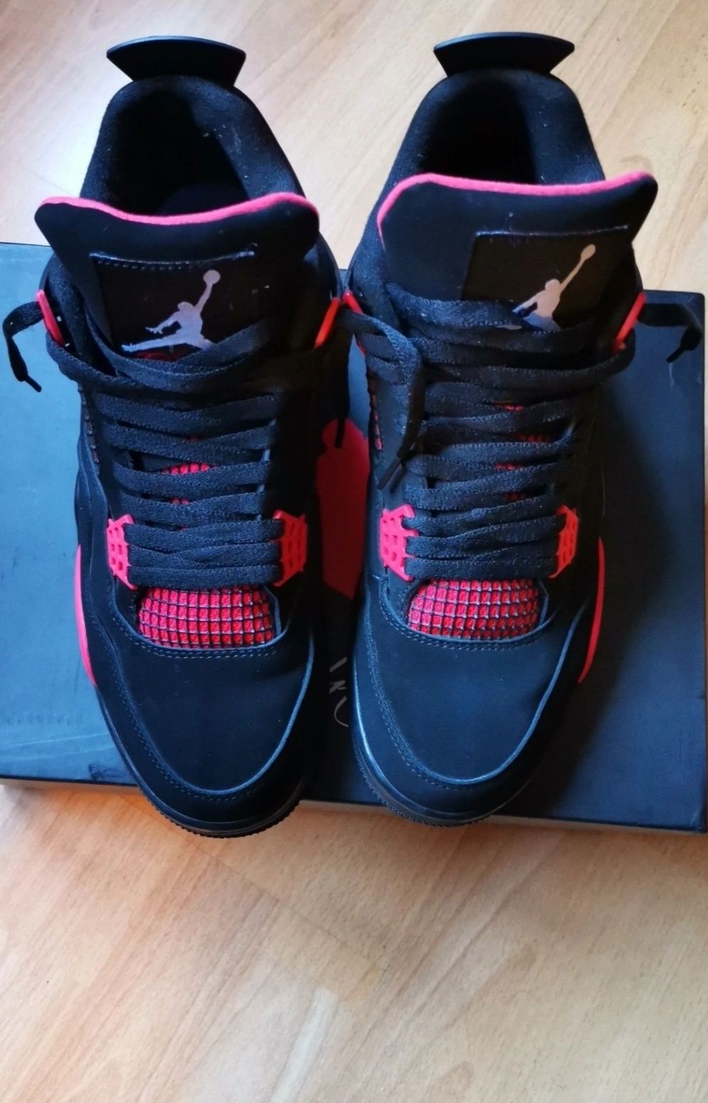 Jordan 4 Red Thunder