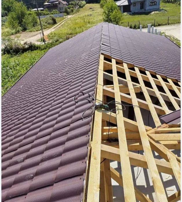 Prestam servici complete de montaj acoperisuri tigla met si ceramica