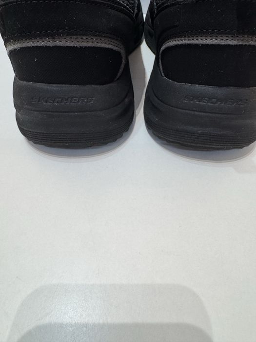 Маратонки SKECHERS .Номер 42