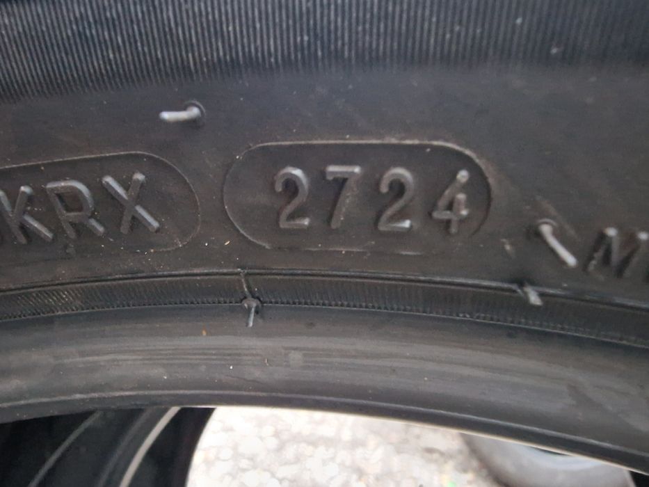 Anvelope 215/55R17 marca Michelin, DOT 2024, 6 mm