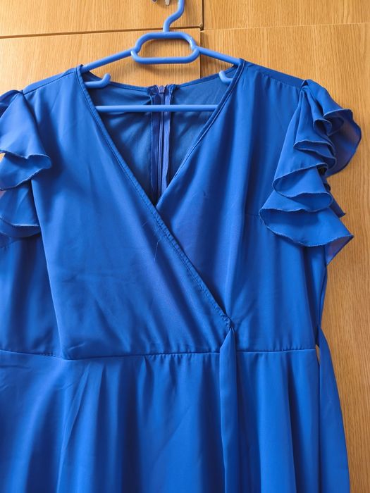 Rochie albastra foarte bună