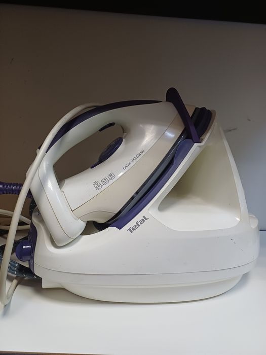 Statie de calcat Tefal