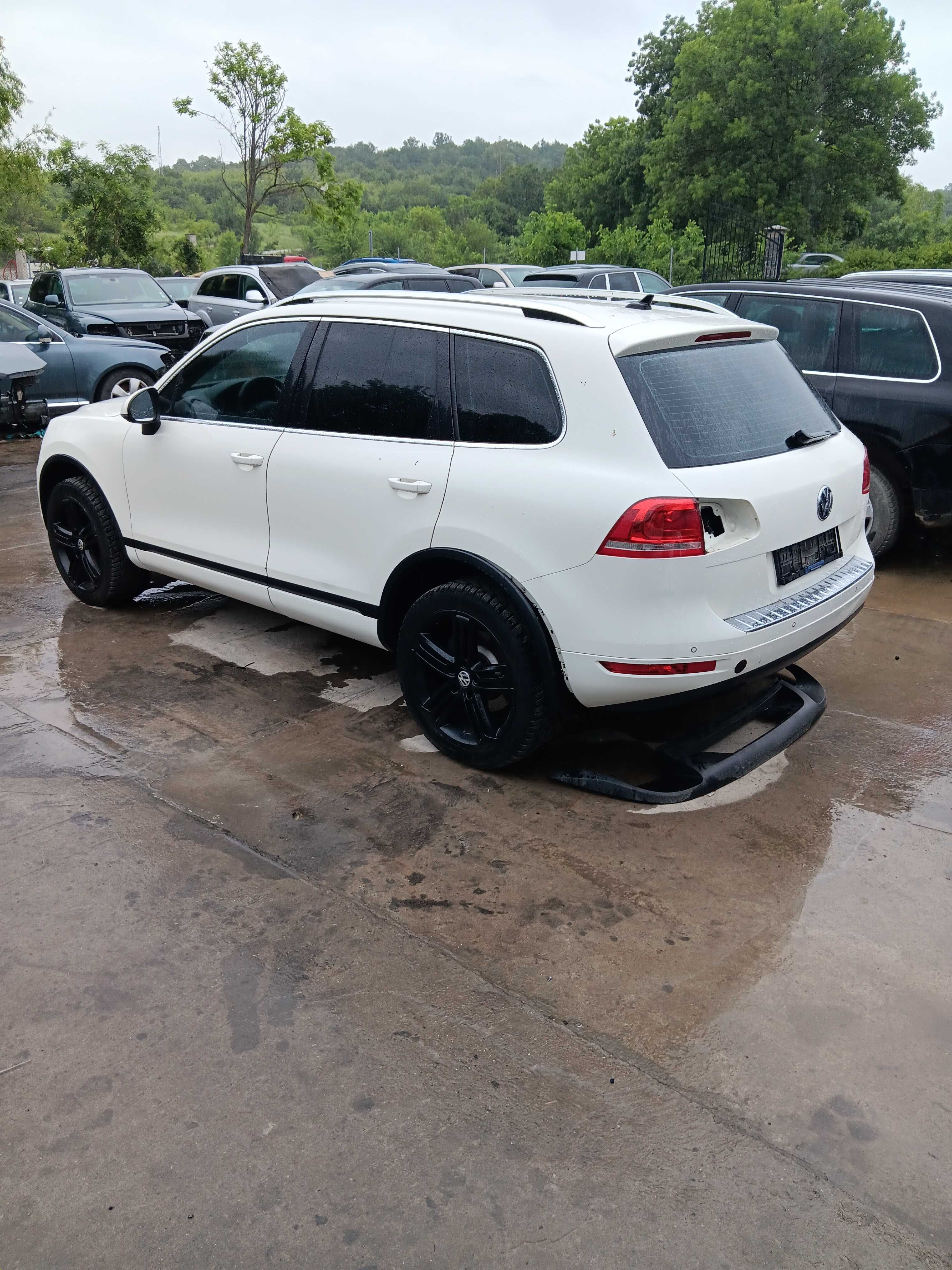 VW Touareg 3.0 TDI CAS motor  240 к.с. , 60 броя на части