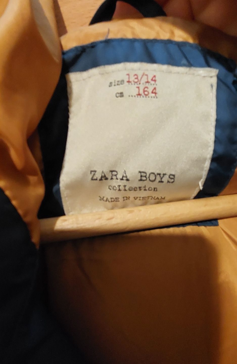 Стеганый жилет от Zara boys. 13-14лет