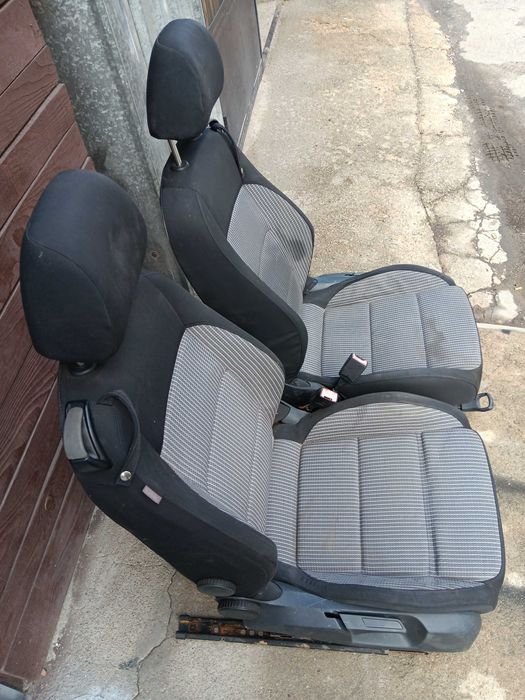 Предни седалки за VW Eos