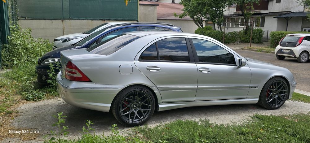 Vand Mercedes C200 w203 an 2007 automat euro 4 pack Amg!