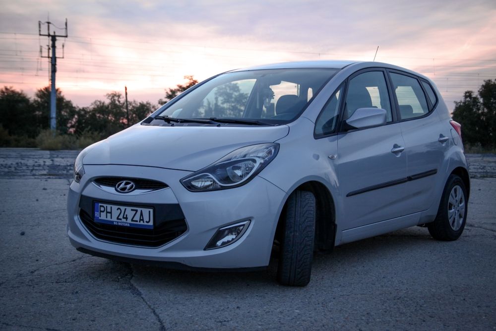 Vând Hyundai ix20