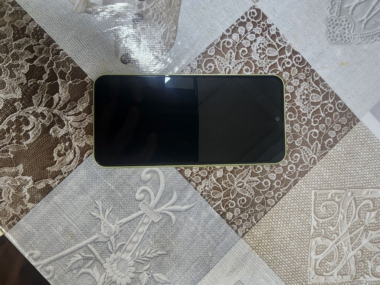 Samsung A54 yangi