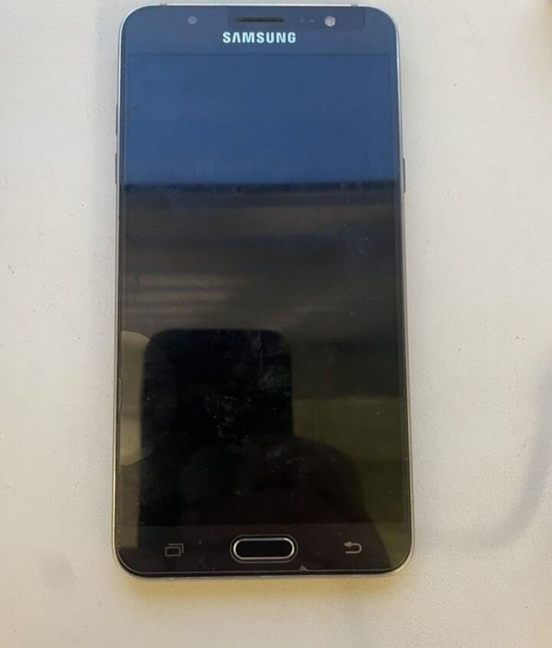 Samsung galaxy J7