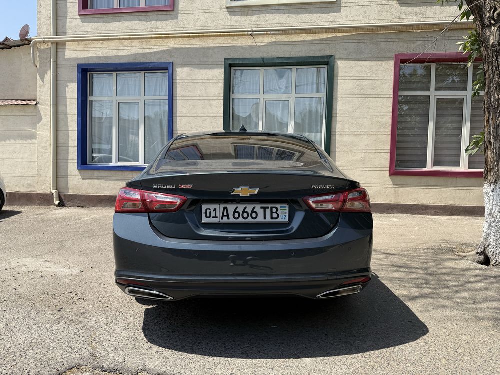 Продам Malibu 2 premier 2022года (краска есть)