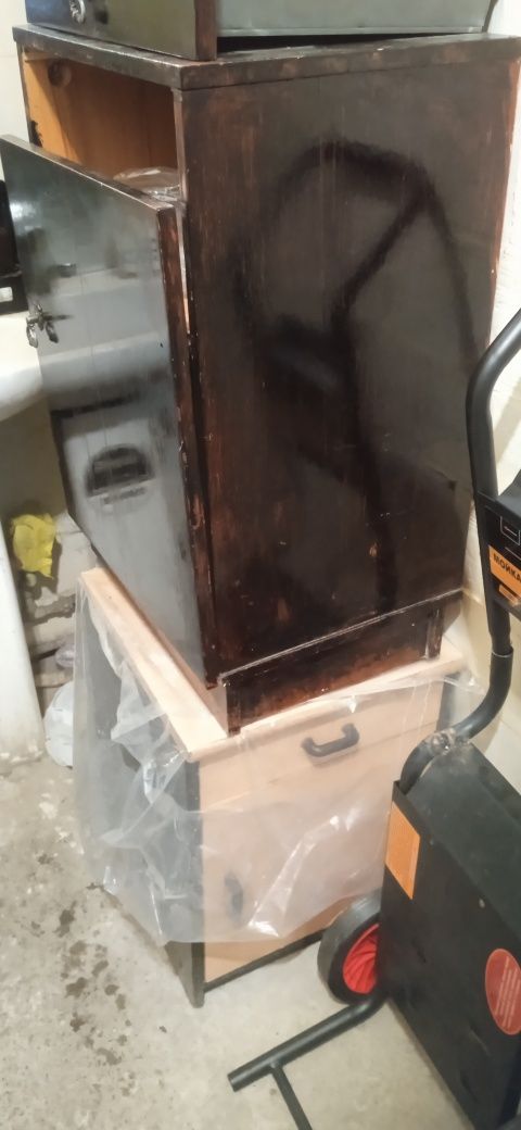 Продам шкафы  для дома