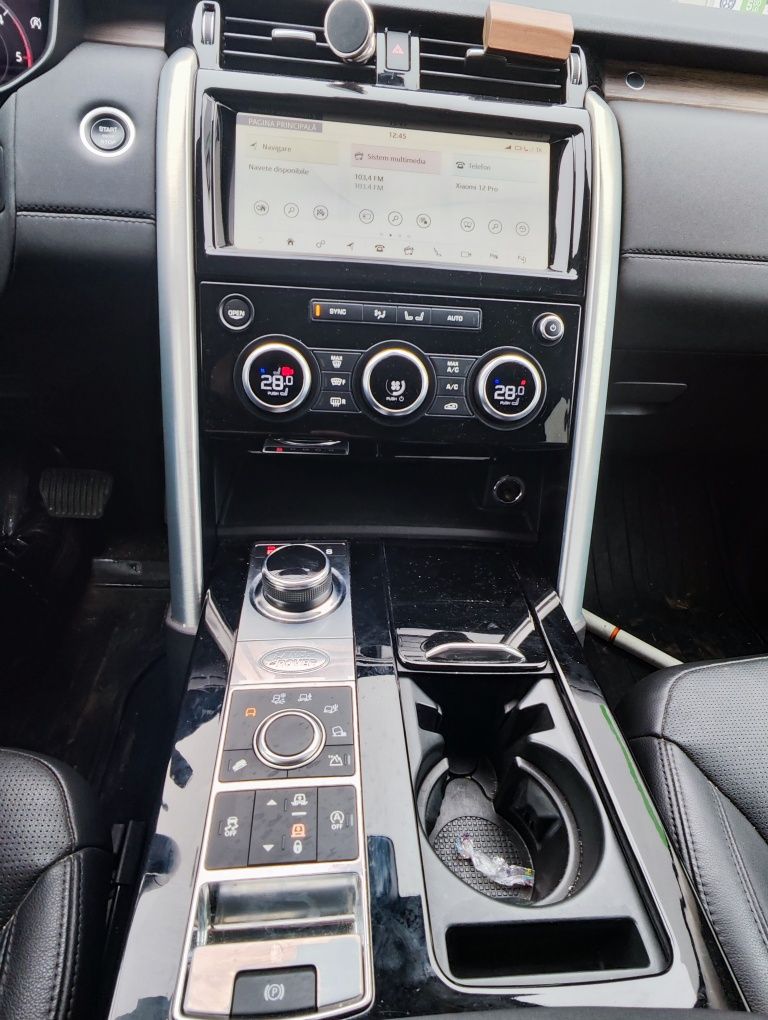 Land Rover Discovery 3.0 SD6 HSE 306 CP