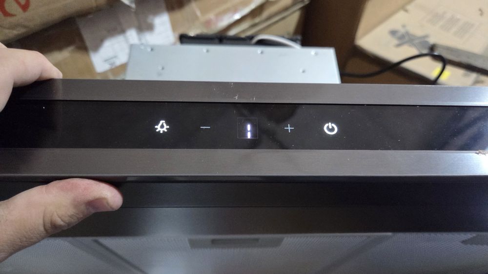 Абсорбатор Russell Hobbs RHGCH903DS