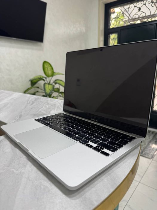 Macbook pro M1 8/512