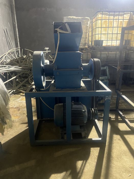 Шредер мощный б/у