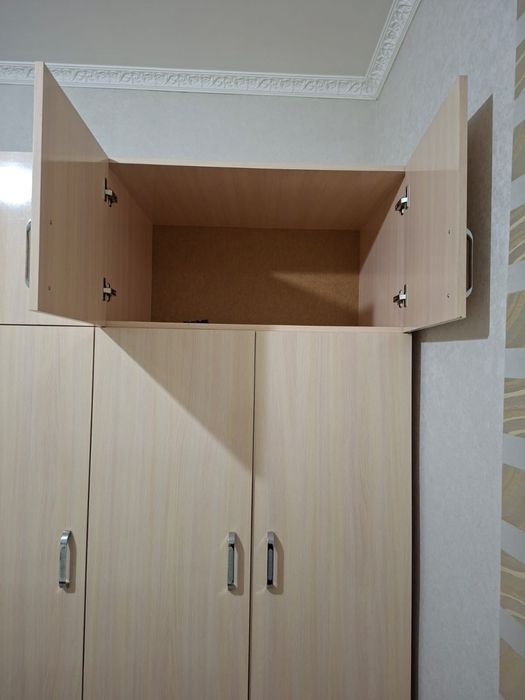 Шкаф …………………………….