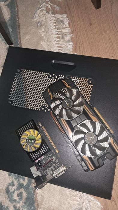 Продам Две Видеокарты