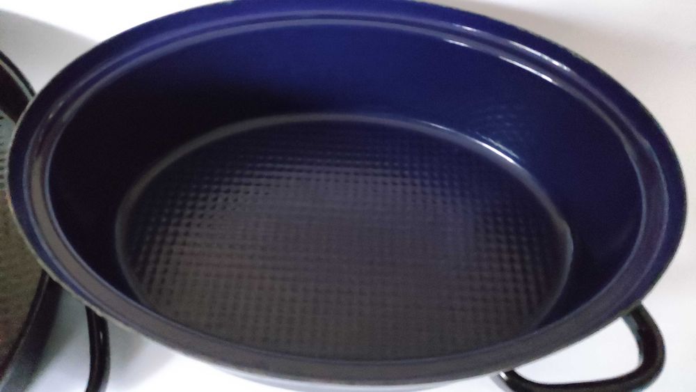 Масивна немска емайлирана тава с капак  2 в 1