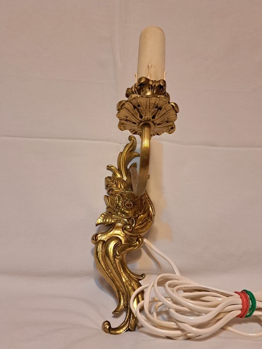 Месингови Аплици за стена