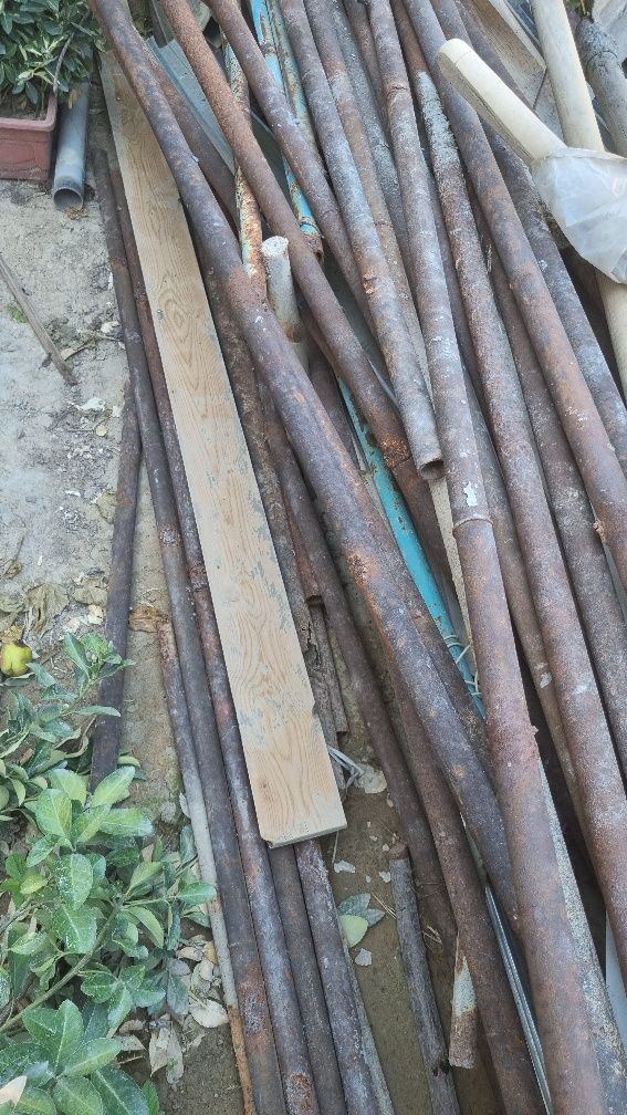 Turba temir so‘ri sotiladi