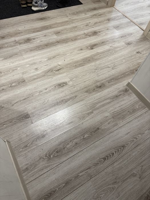 Продам ламинат бу