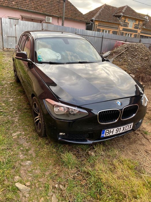 BMW seria 1 116d avariat