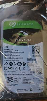 Жесткий диск HDD 1Tb Seagate Barracuda ST1000DM010