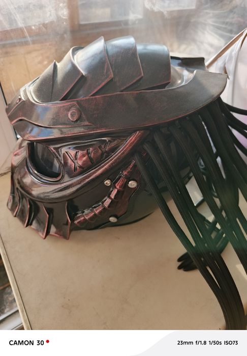 Продам шлем в стиле чужой