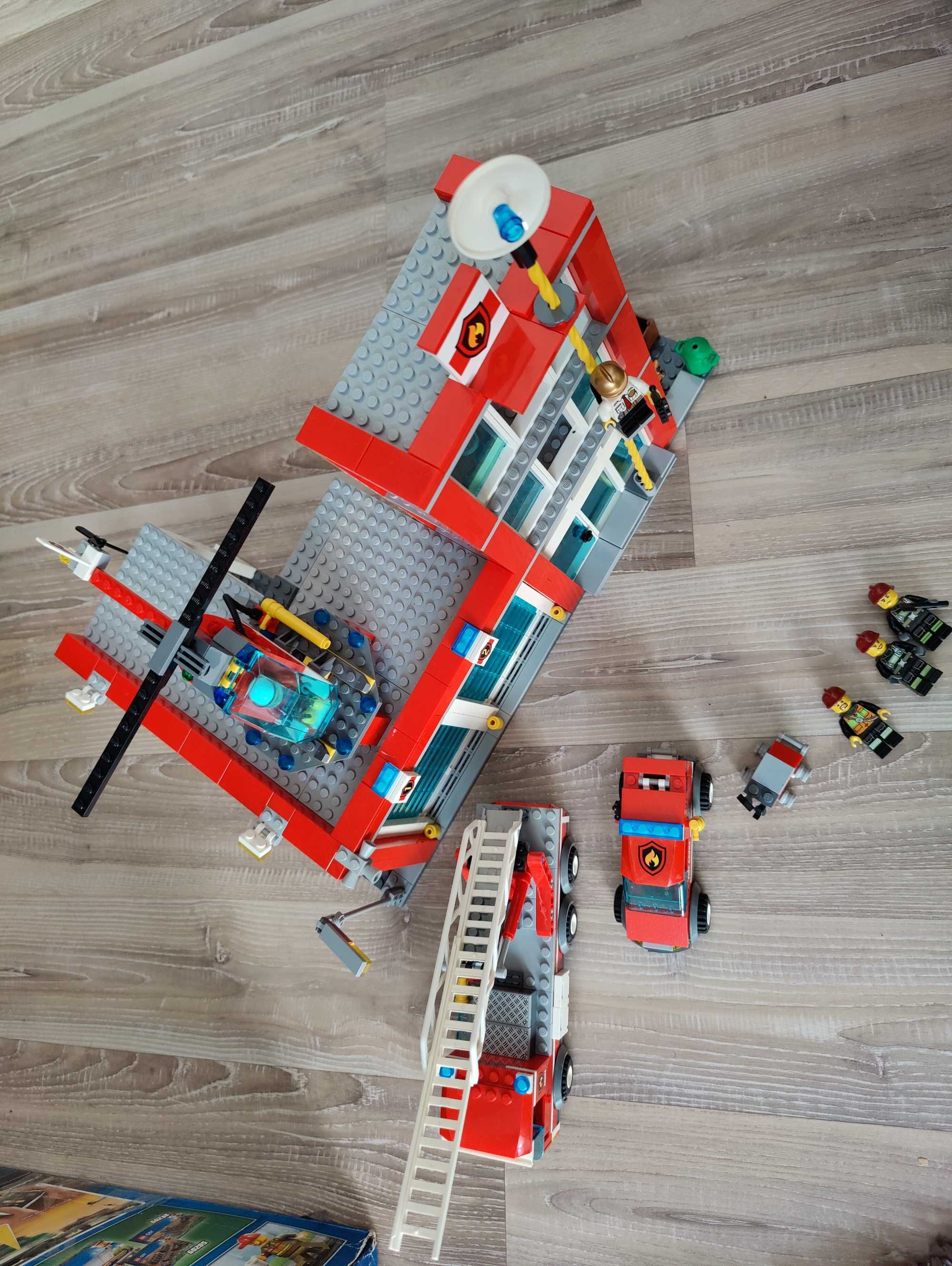 LEGO City 60004 - Fire Station