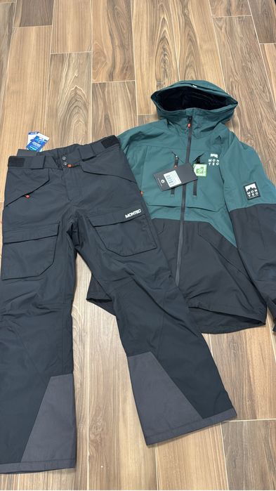 Costum de ski Montec L