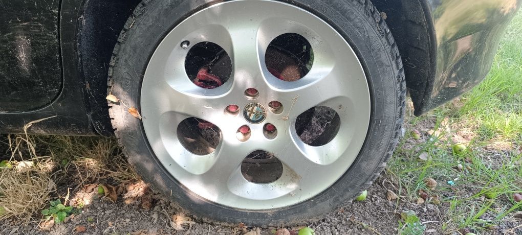 Alfa Romeo 147  1.6
