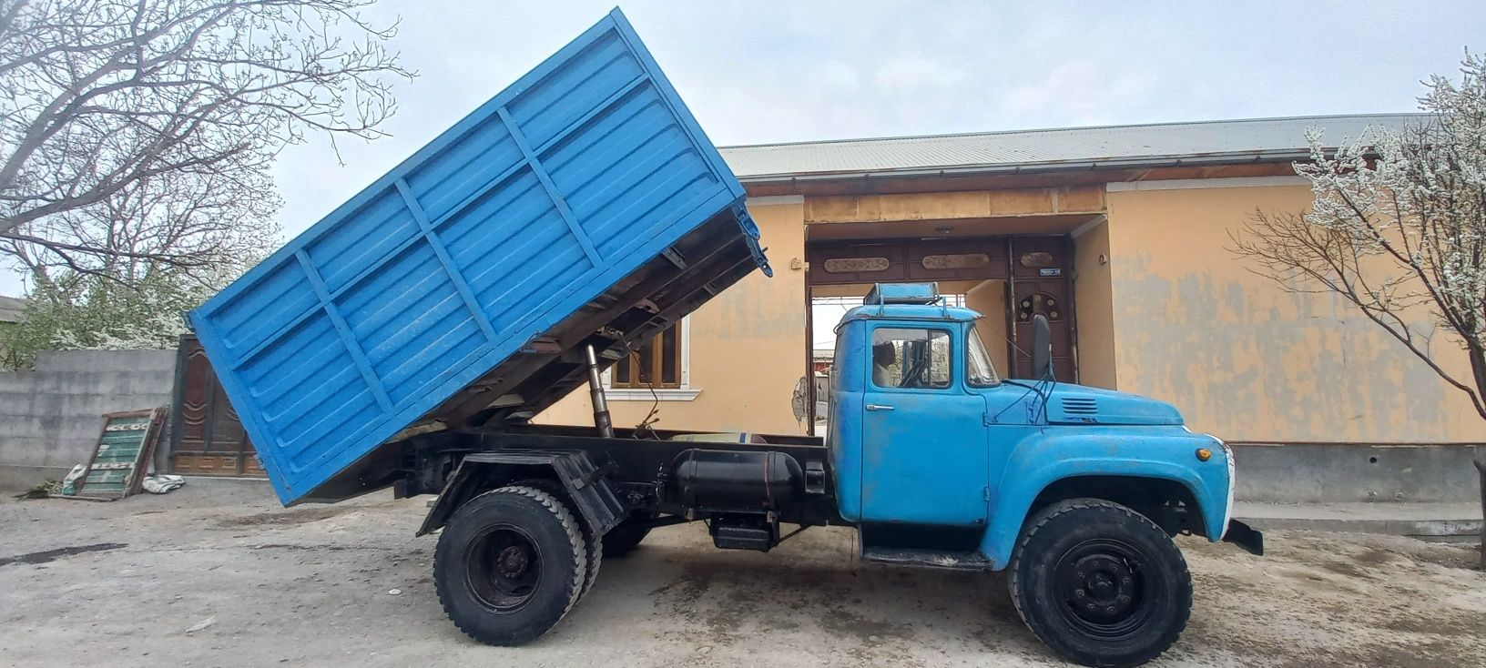 1989-yil ZIL-130