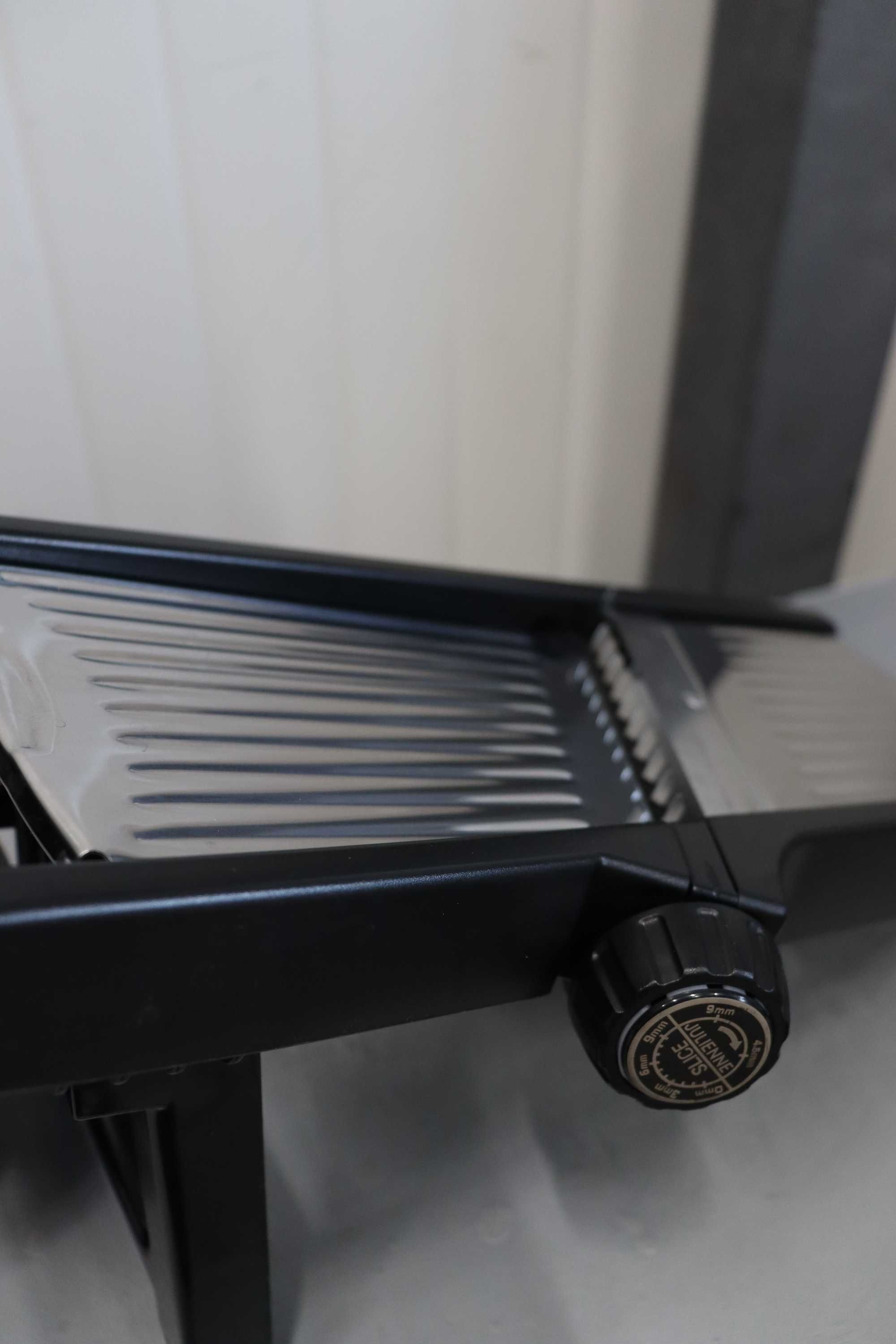 Ренде  MILcea Mandolina slicer 3в1, регулируема, от 0-9 мм