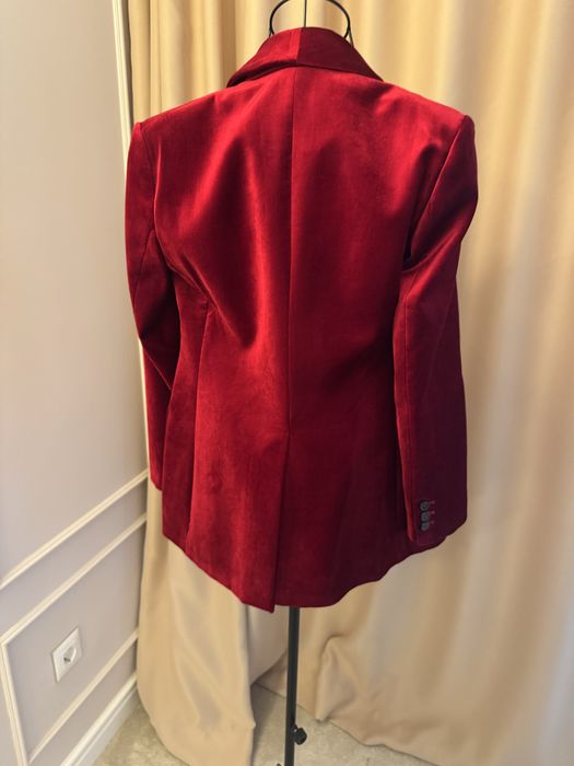 Сако Zara червено, кадифе