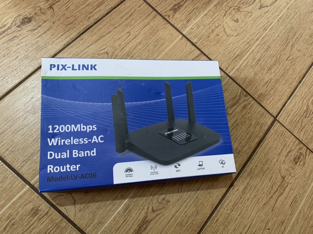 Маршрутизатор PIX-LINK 1200 Mbps Wireless-AC Dual Band Router.