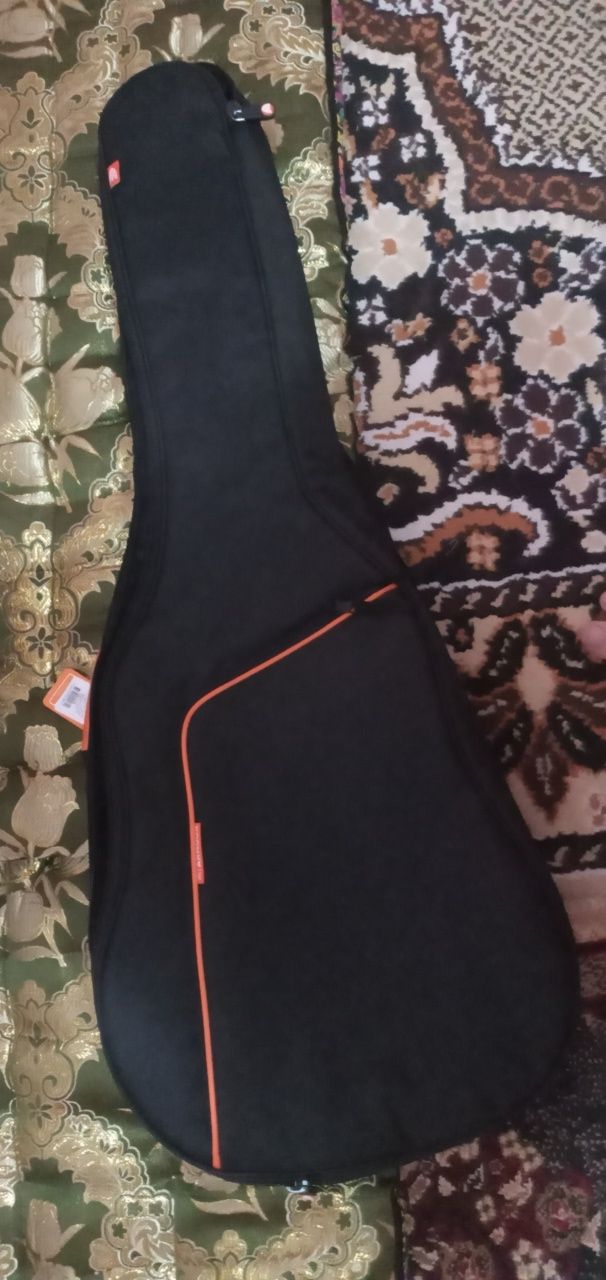 Ashton firmasi Akustik gitara sotiladi